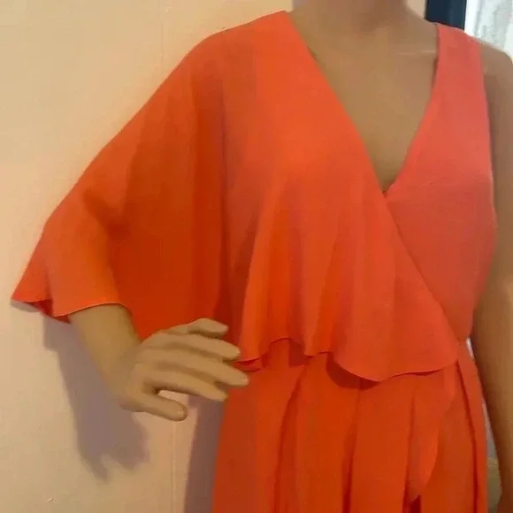 Elliatt coral asymmetrical wrap dress size M - Picture 6 of 16